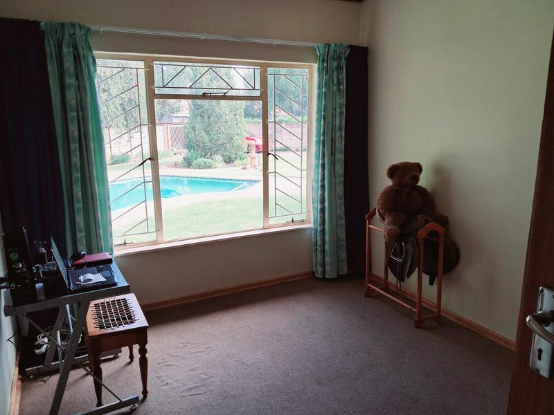 3 Bedroom Property for Sale in Langenhovenpark Free State